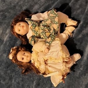 Set of 2 Vintage Small Porcelain Rubber Band Dolls